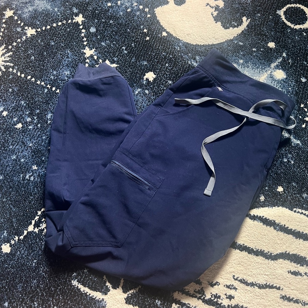 Figs scrubs